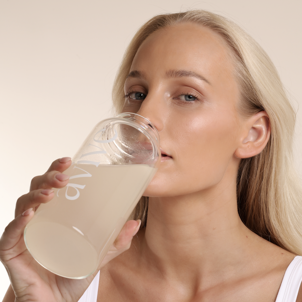 Glass Shaker Bottle Avive Hydration